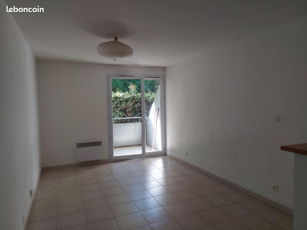 Appartement à louer, 25m², Arles