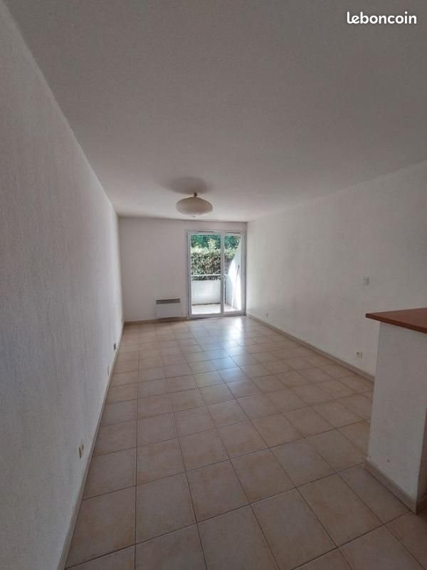 Appartement à louer, 25m², Arles
