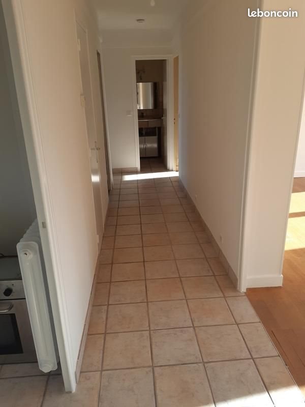 Appartement à louer, 92m², Lons-le-Saunier