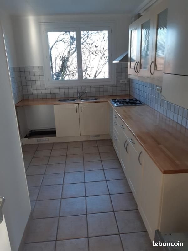 Appartement à louer, 92m², Lons-le-Saunier
