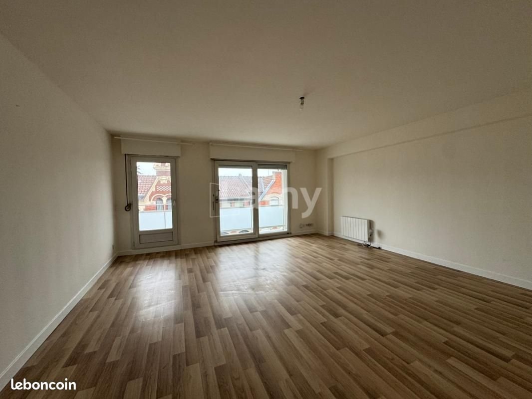 Appartement à louer, 79m², Lille