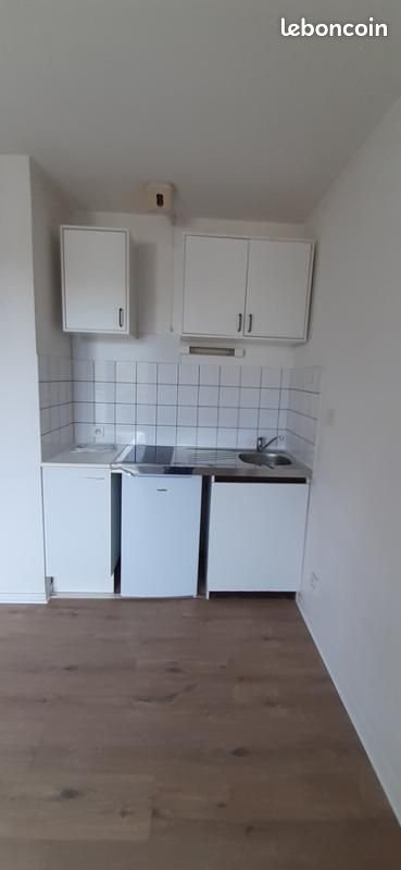 Appartement à louer, 21m², Pessac