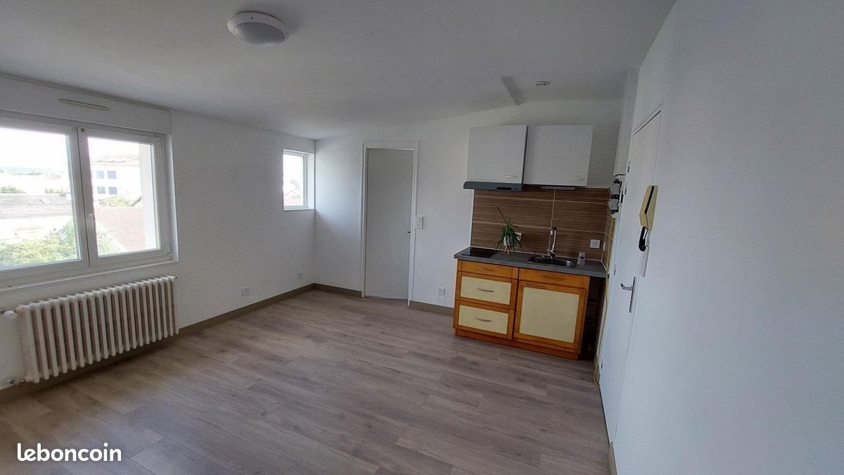 Appartement à louer, 31m², Dole
