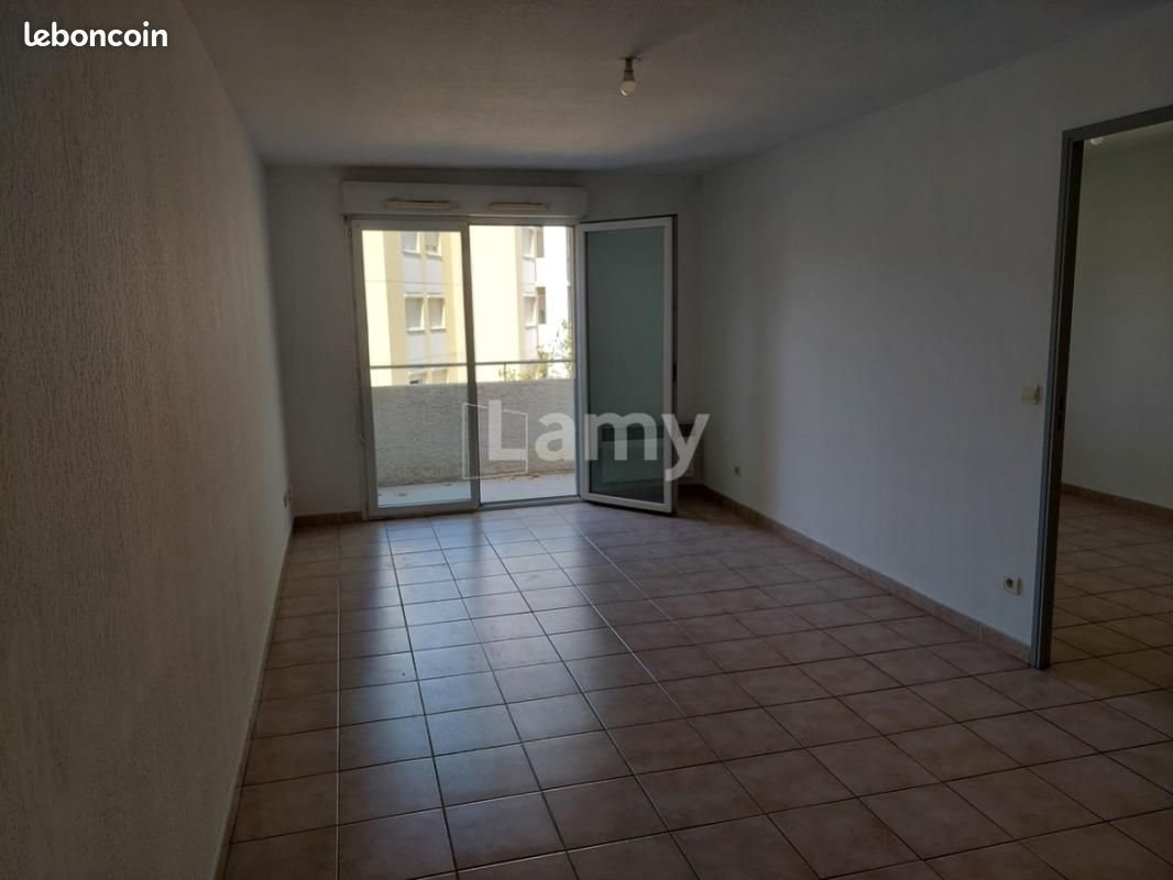 Appartement à louer, 40m², Alès