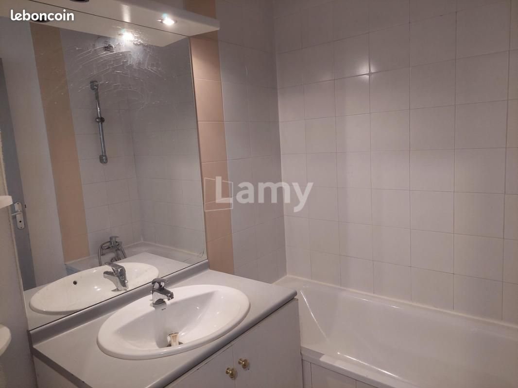 Appartement à louer, 40m², Alès