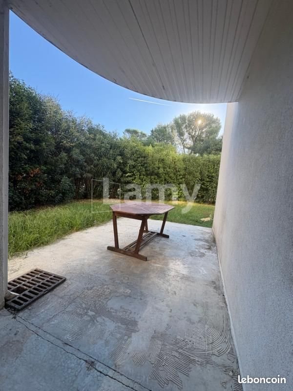 Appartement à louer, 1m², Bagnols-sur-Cèze