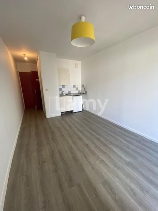 Appartement à louer, 19m², Talence