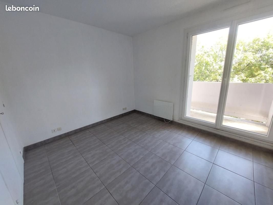 Appartement à louer, 16m², Pau