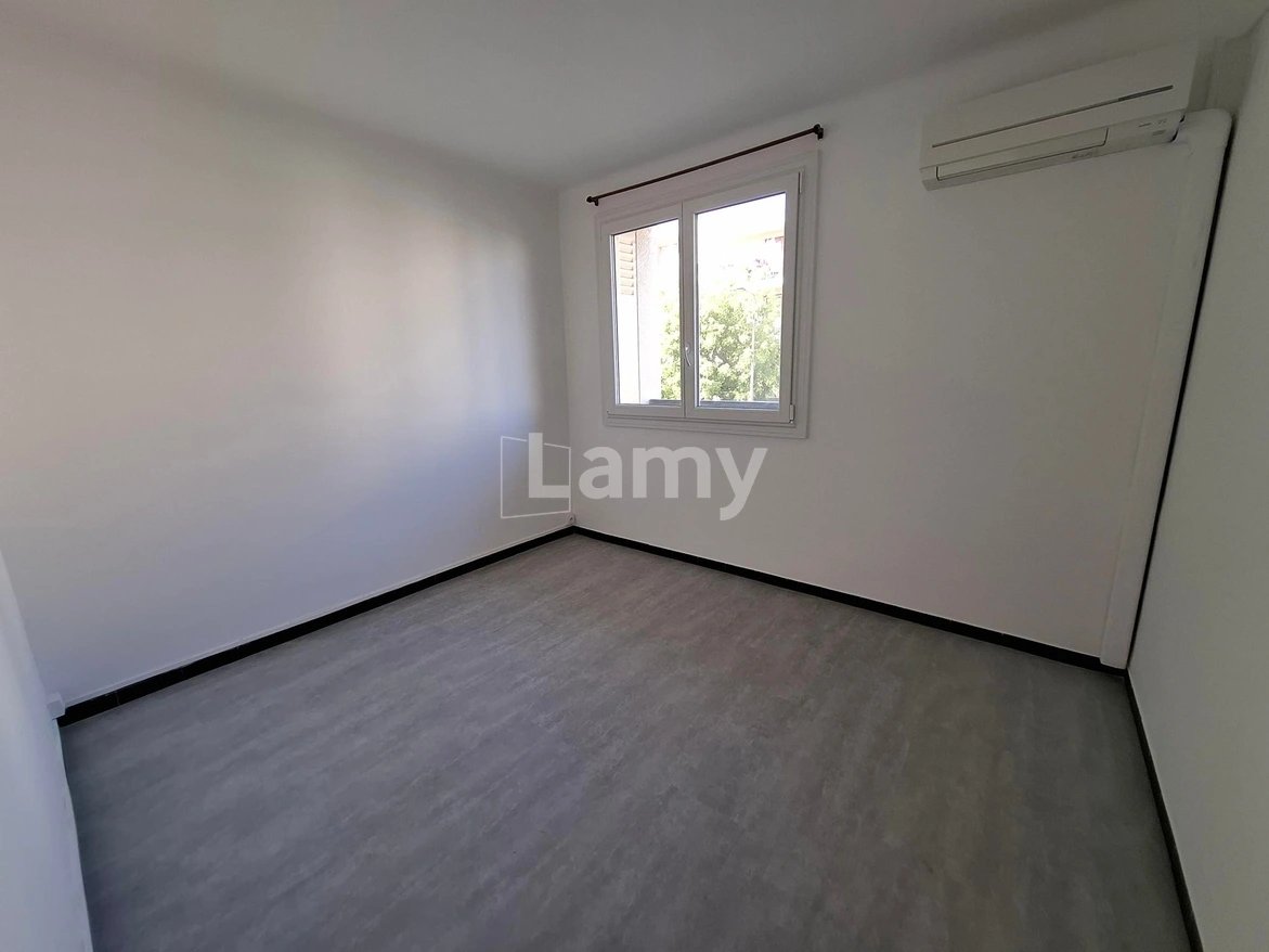 Appartement à louer, 58m², Marseille 9ème