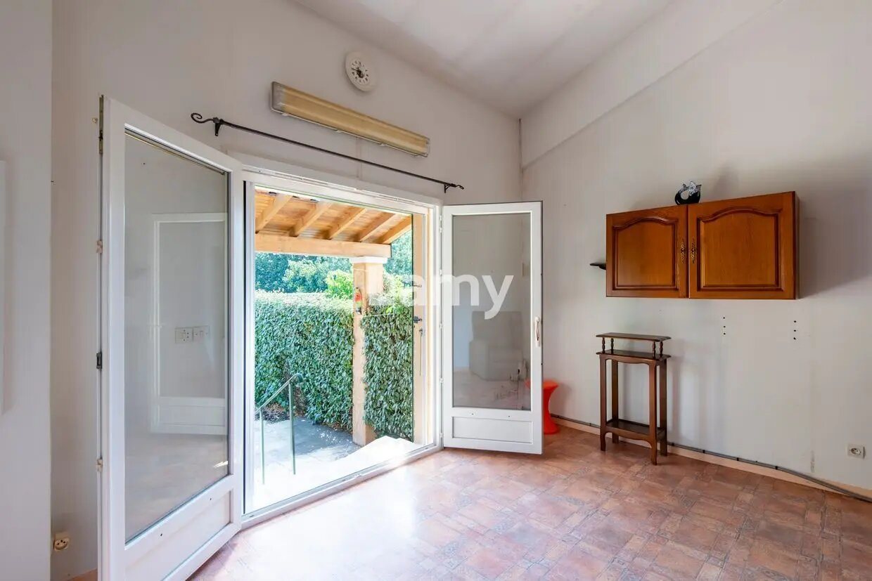 Maison à vendre, 40m², Eyguières
