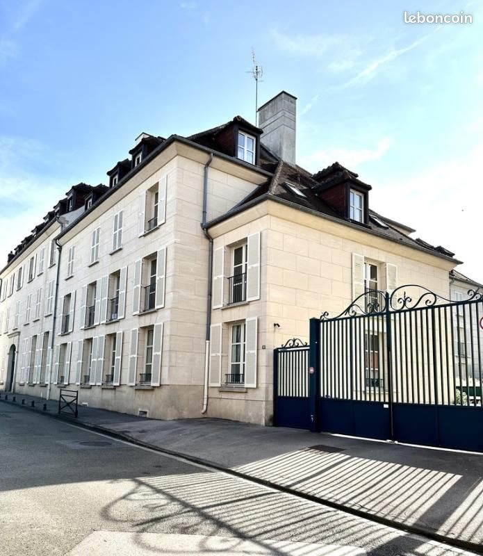 Appartement à louer, 111m², Compiègne