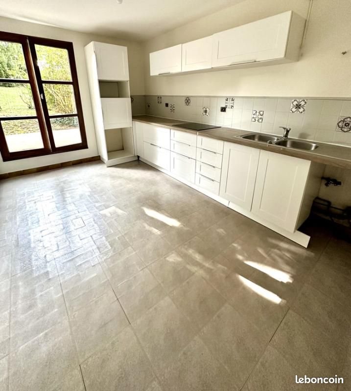 Appartement à louer, 111m², Compiègne