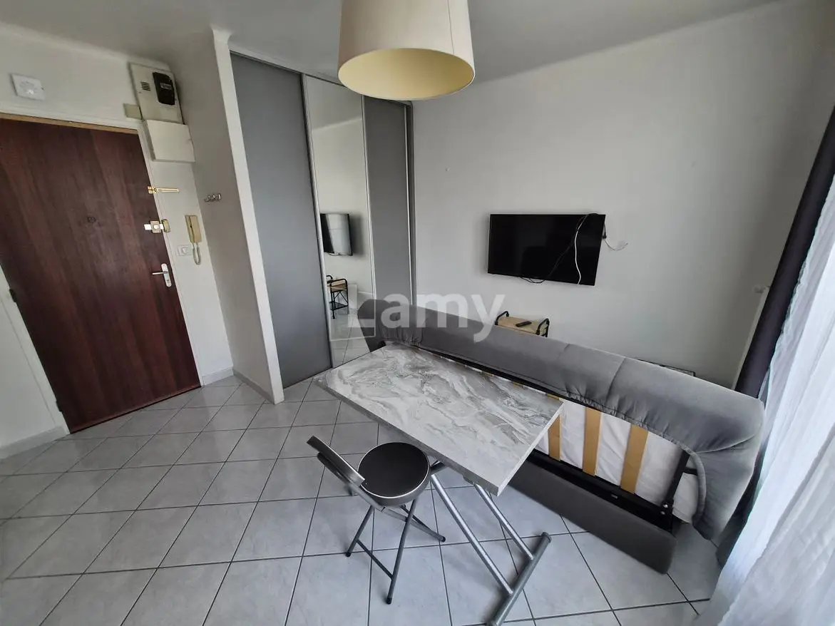 Appartement à louer, 17m², Auxerre