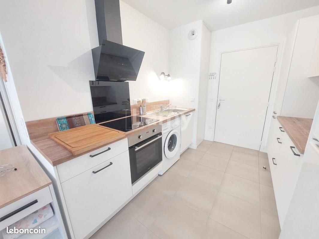 Appartement à louer, 31m², Lons