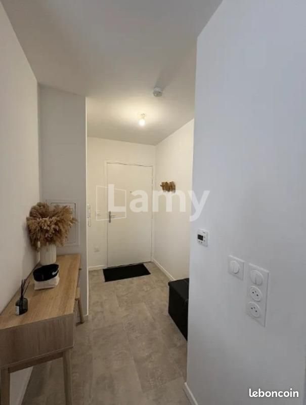 Appartement à louer, 38m², Linas