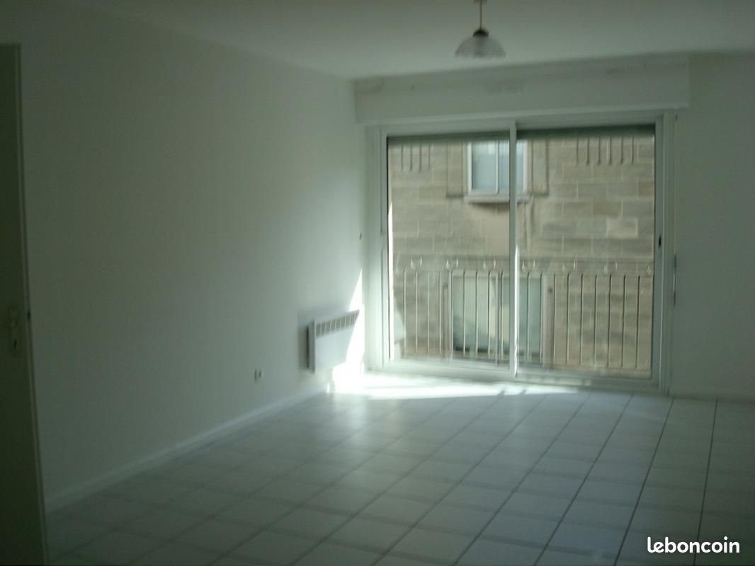 Appartement à louer, 40m², Talence