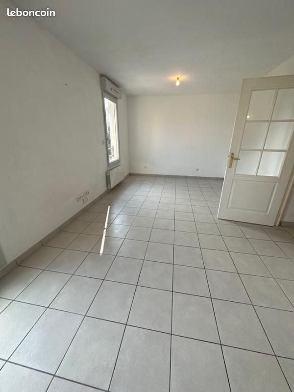 Appartement à louer, 29m², Tassin-la-Demi-Lune