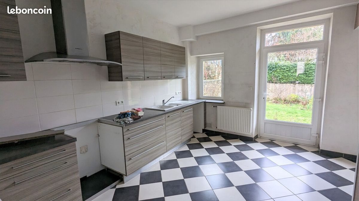 Appartement à louer, 115m², Lons-le-Saunier
