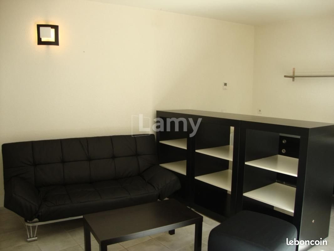 Appartement à louer, 25m², Nîmes