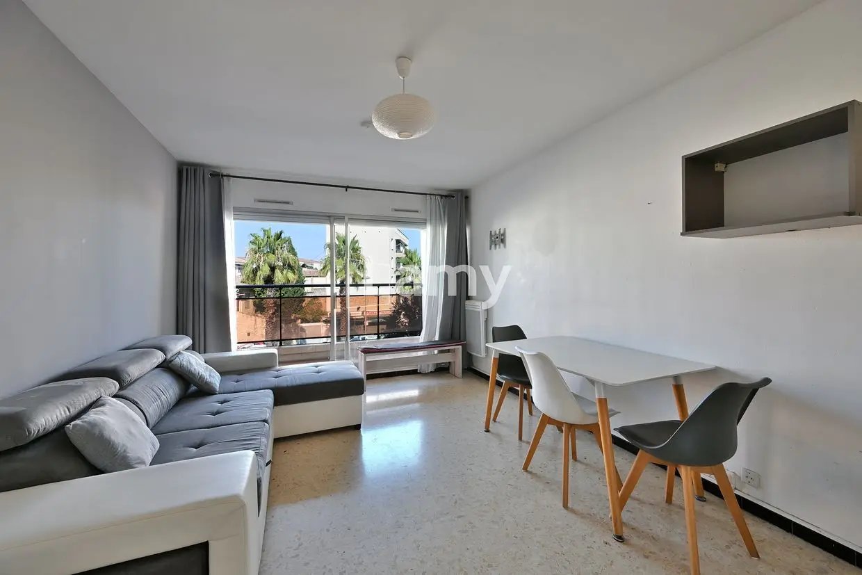 Appartement à vendre, 23m², Nîmes