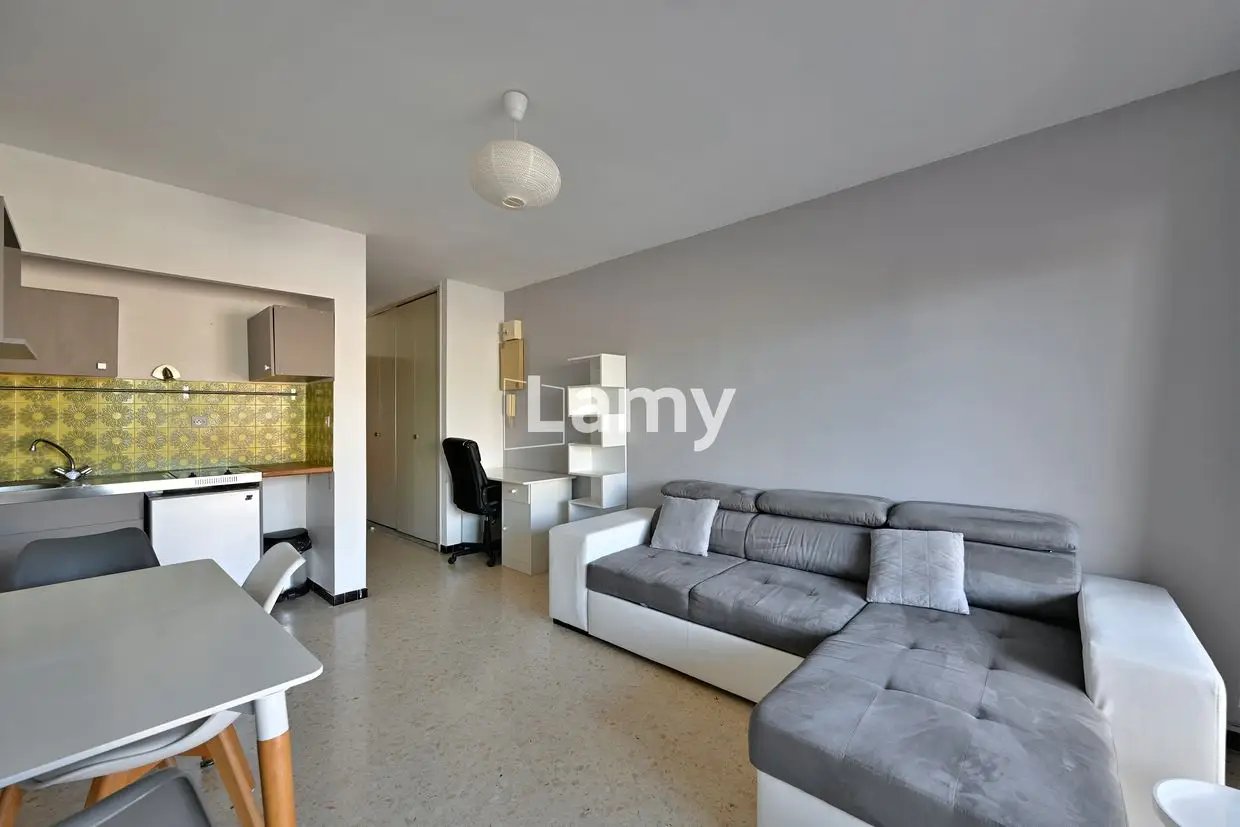 Appartement à vendre, 23m², Nîmes