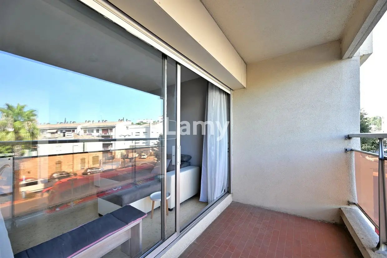 Appartement à vendre, 23m², Nîmes