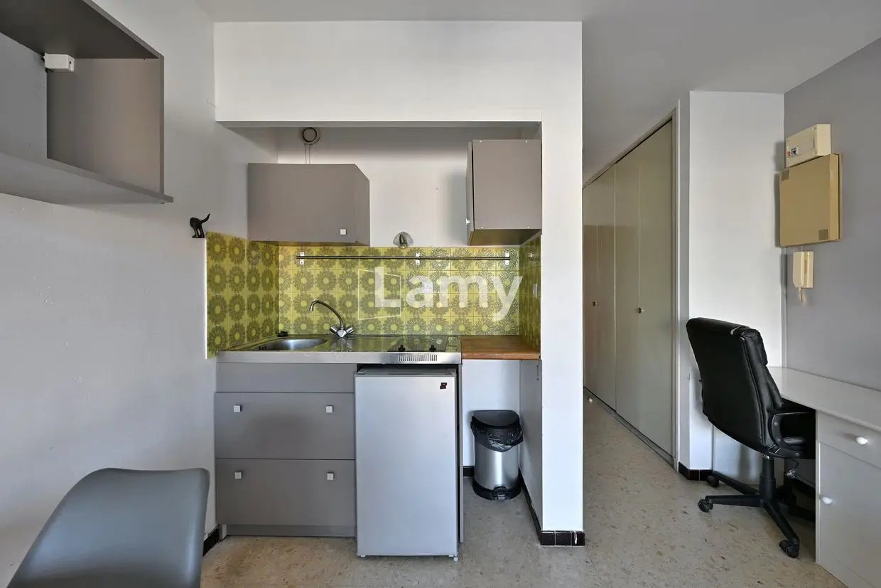 Appartement à vendre, 23m², Nîmes