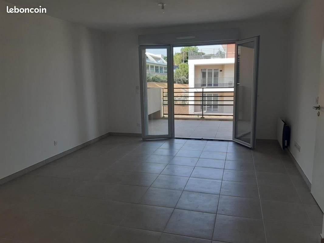 Appartement à louer, 44m², Vallauris
