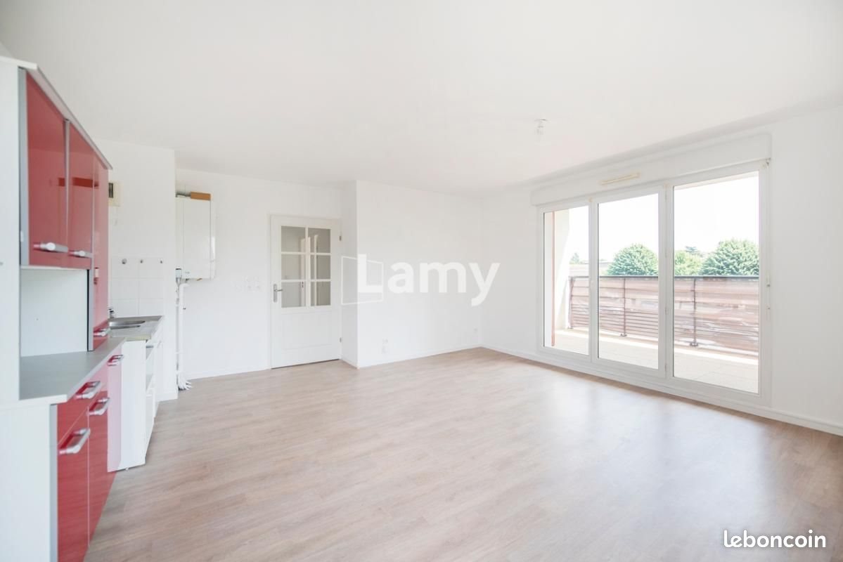 Appartement à vendre, 60m², Saint-Jean-de-la-Ruelle