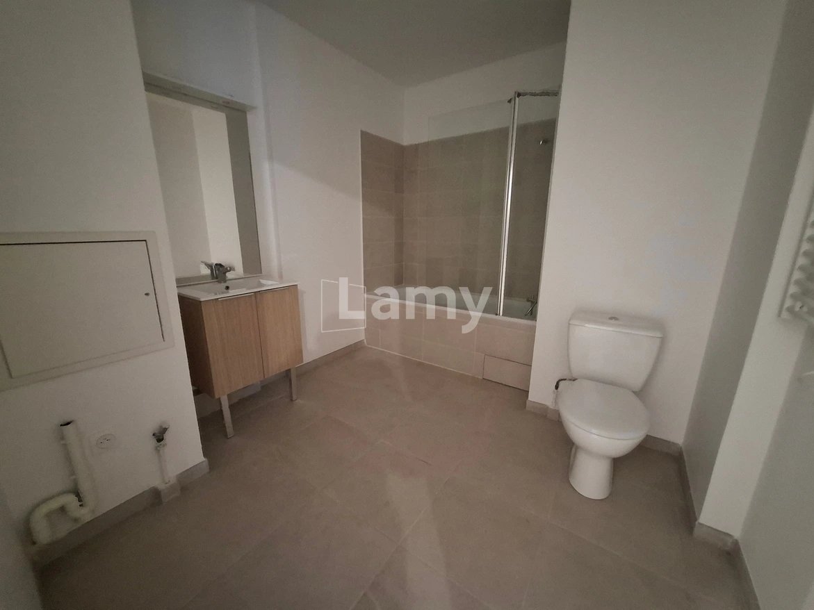 Appartement à louer, 45m², Marseille 15ème