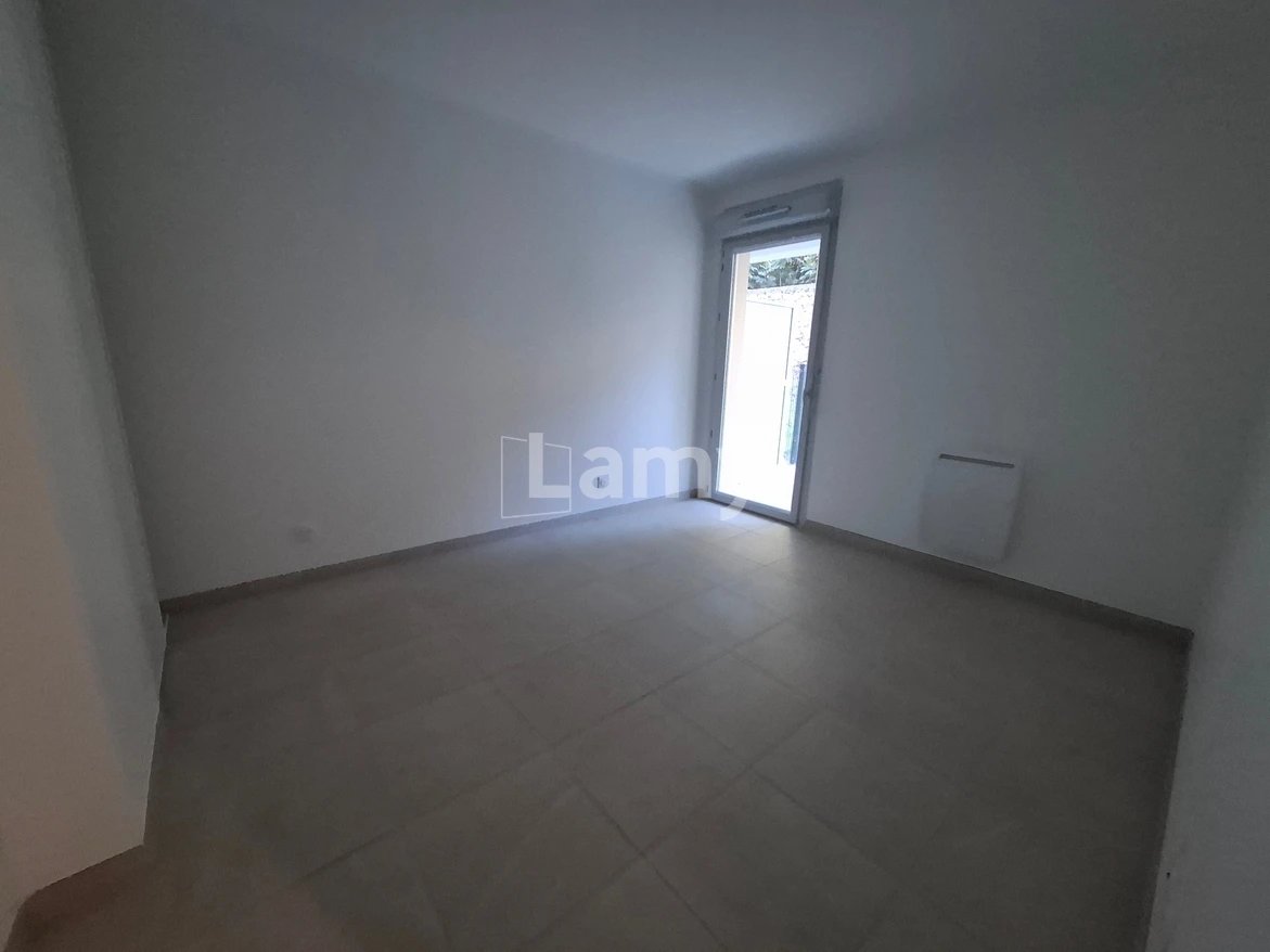 Appartement à louer, 45m², Marseille 15ème