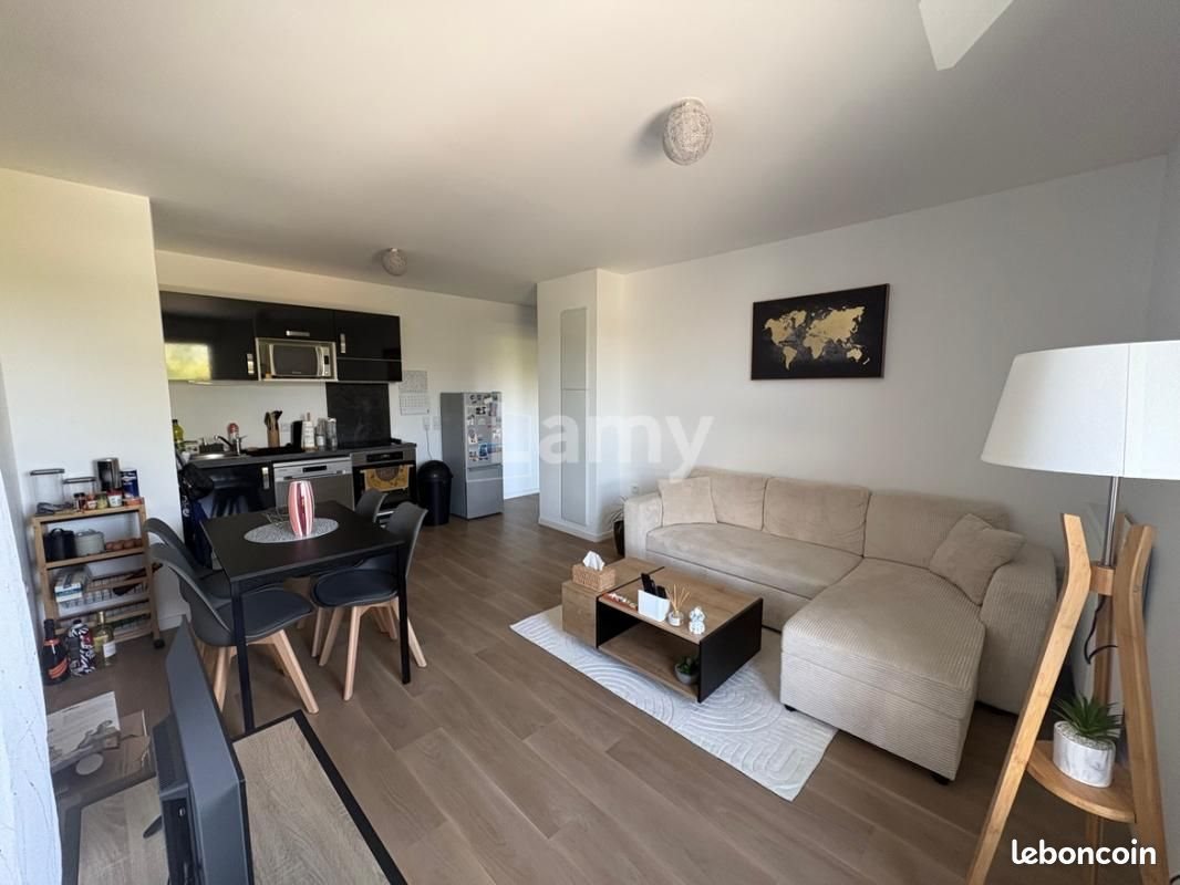 Appartement à louer, 43m², Noyal-Châtillon-sur-Seiche