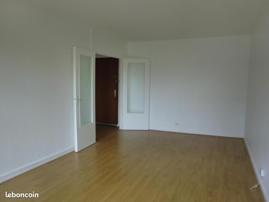 Appartement à louer, 47m², Maurepas