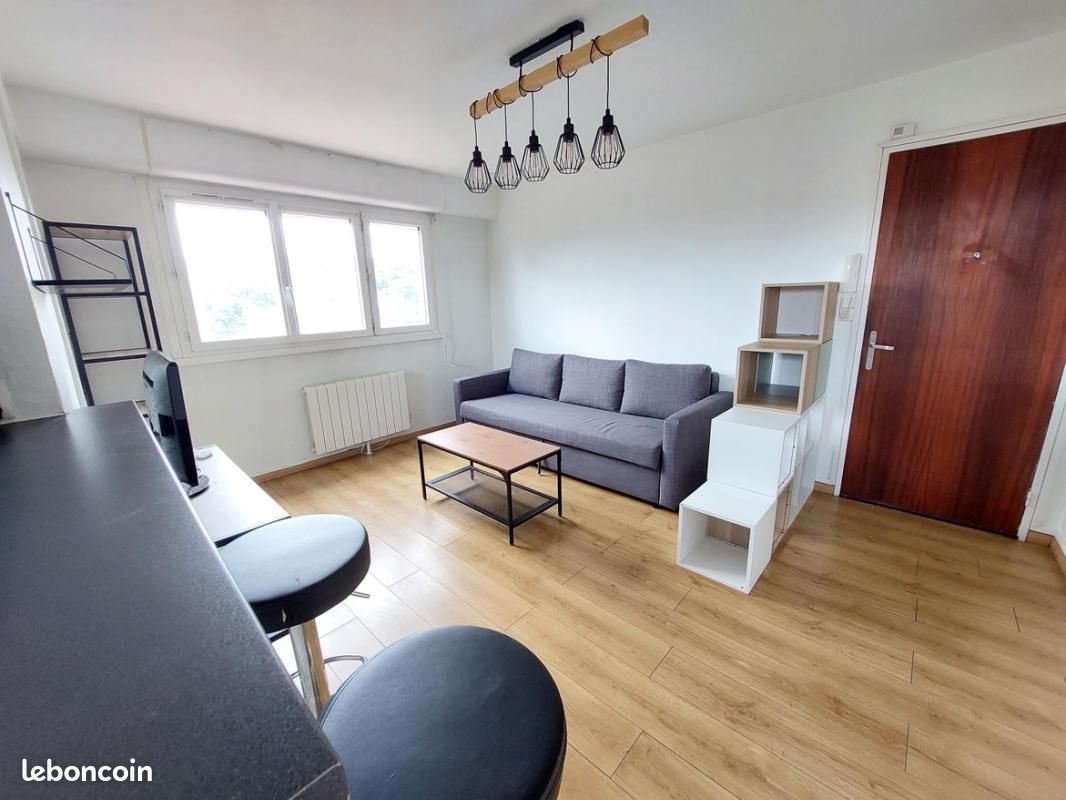 Appartement à louer, 25m², Billère