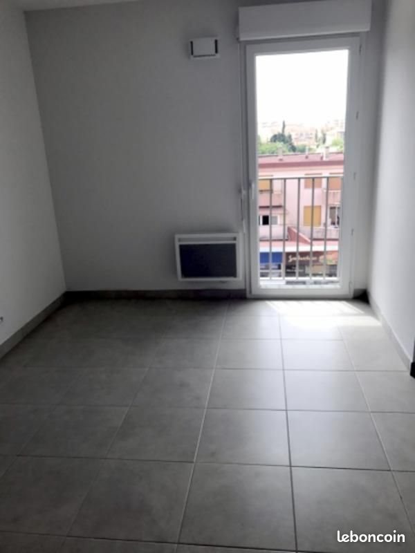 Appartement à louer, 37m², Fréjus