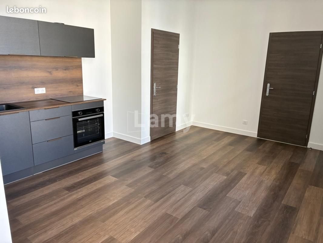 Appartement à louer, 35m², Lons-le-Saunier