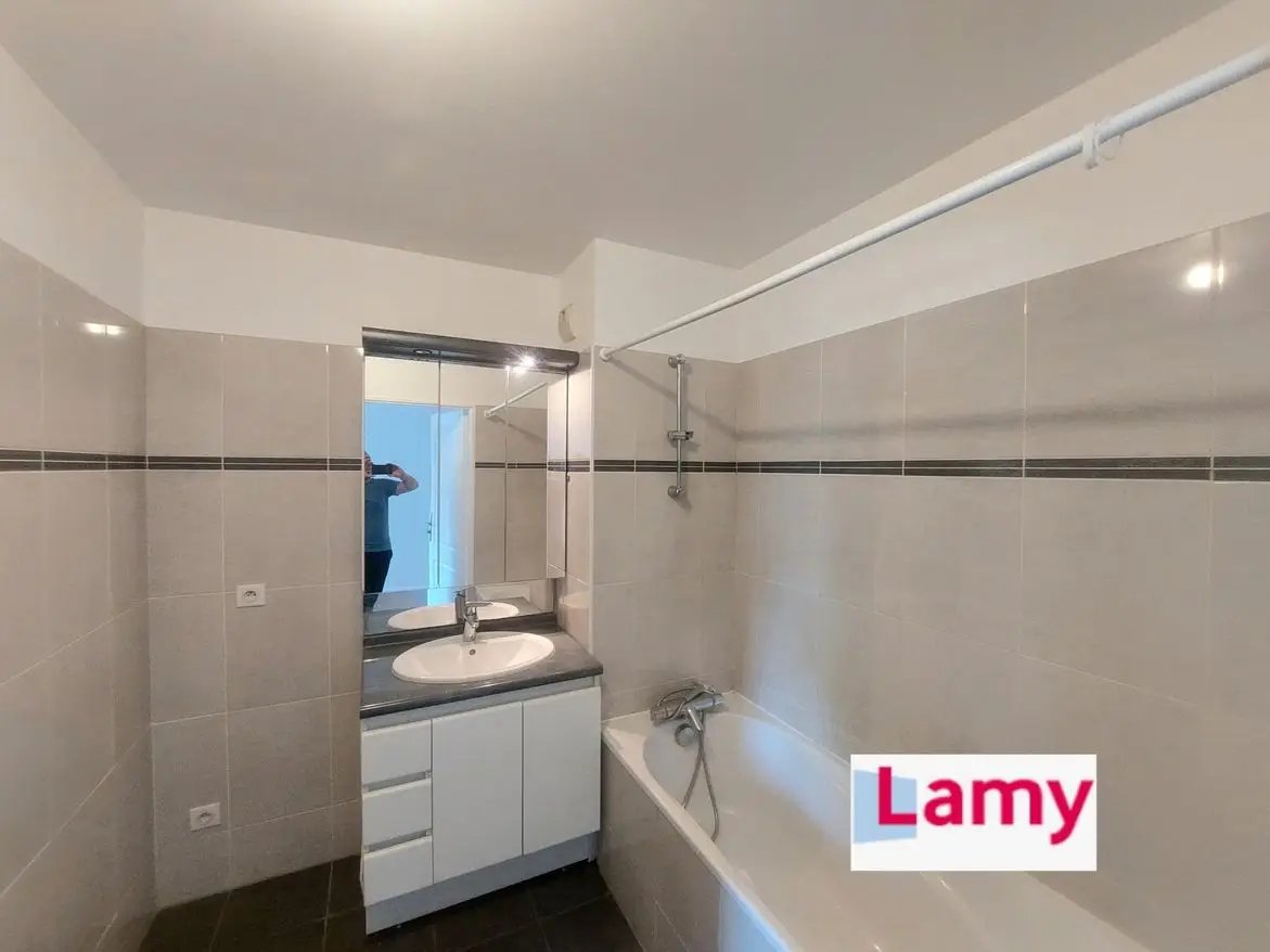 Appartement à vendre, 44m², Courbevoie