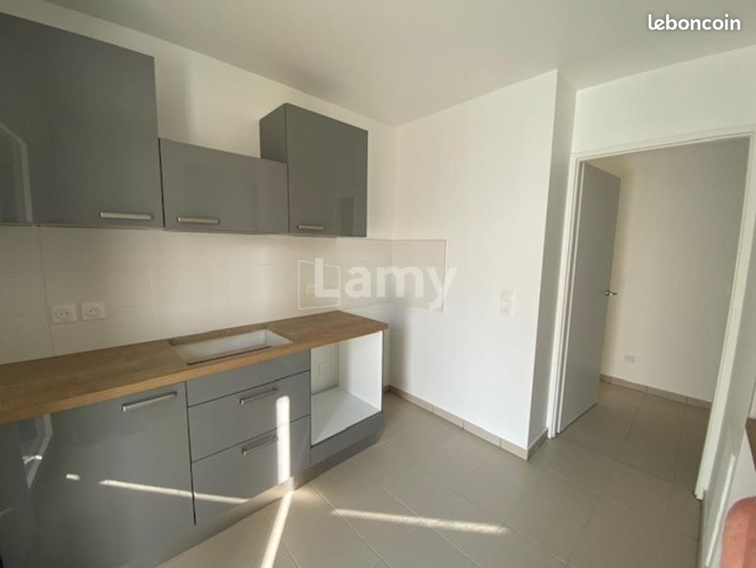 Appartement à louer, 56m², Lyon 8ème