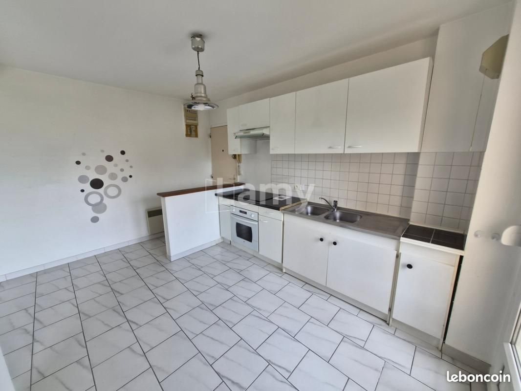 Appartement à louer, 49m², Auxerre
