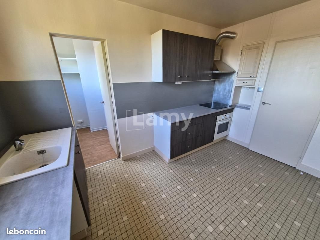 Appartement à louer, 51m², Auxerre