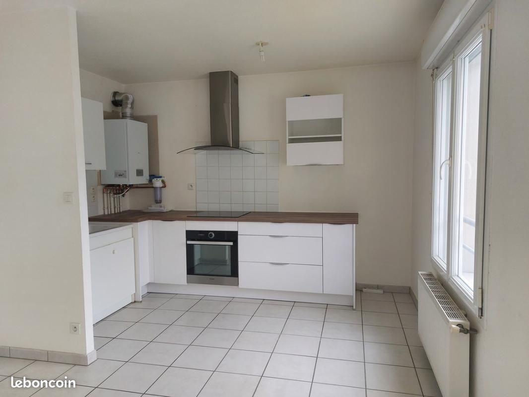 Appartement à louer, 42m², Lons-le-Saunier