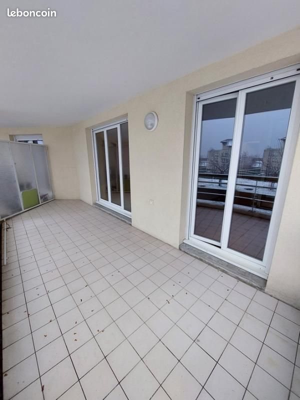 Appartement à louer, 92m², Saint-Egrève