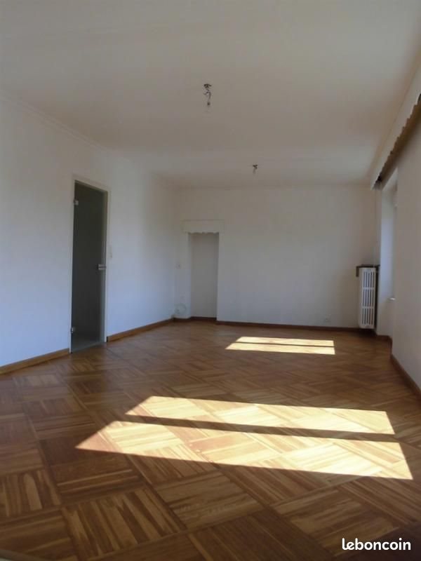 Appartement à louer, 99m², Dole