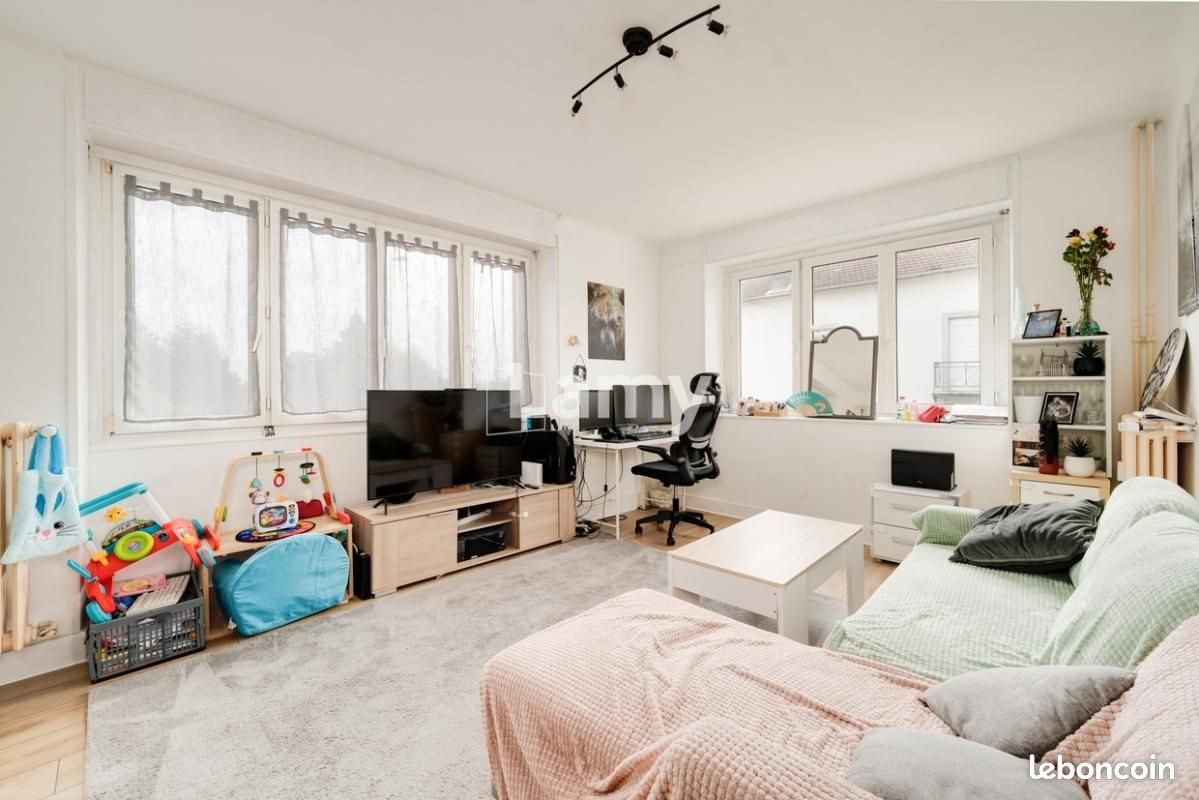 Appartement à vendre, 69m², Saint-Max