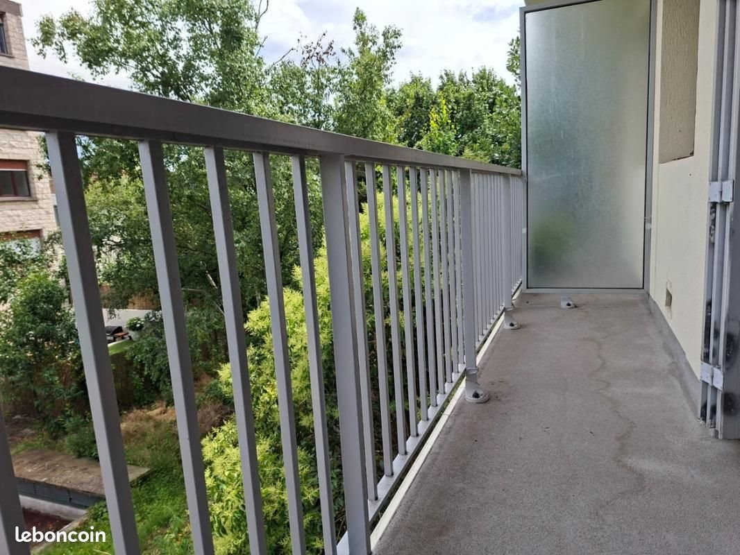 Appartement à vendre, 26m², Suresnes