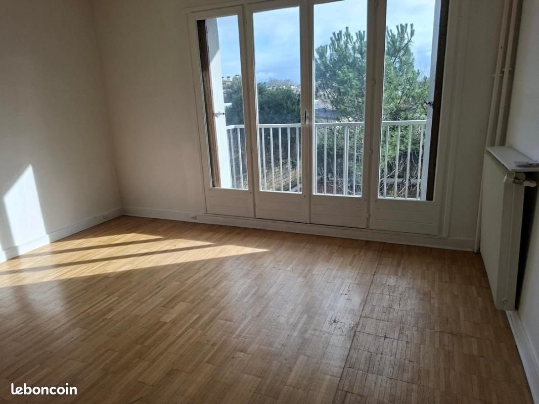 Appartement à vendre, 26m², Suresnes