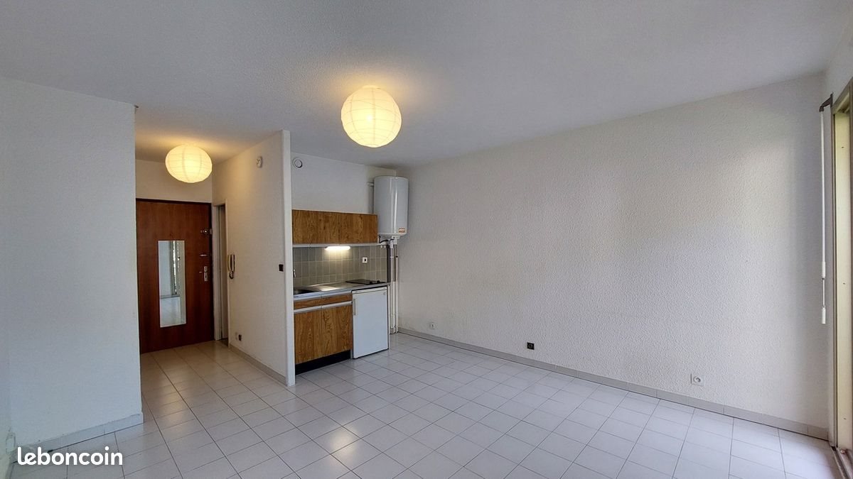 Appartement à louer, 24m², Grenoble