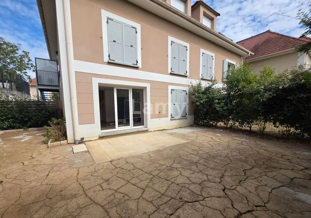 Appartement à louer, 100m², Corbeil-Essonnes