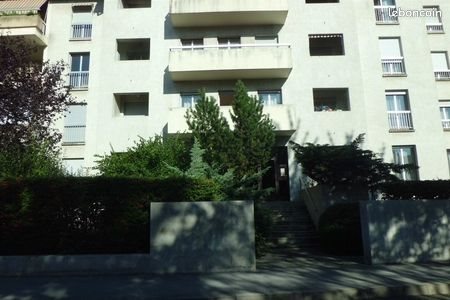 Appartement à louer, 30m², Lons-le-Saunier