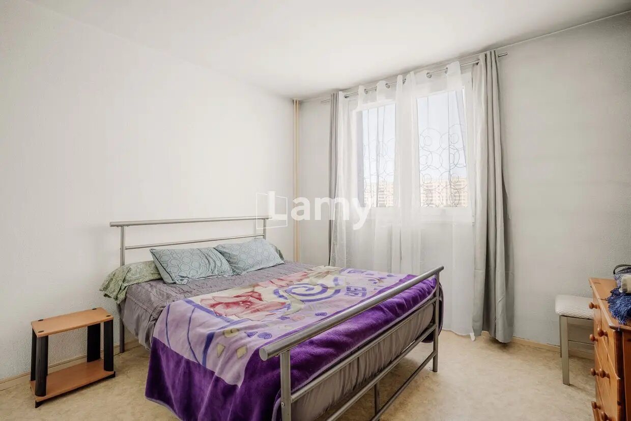 Appartement à vendre, 56m², Vénissieux